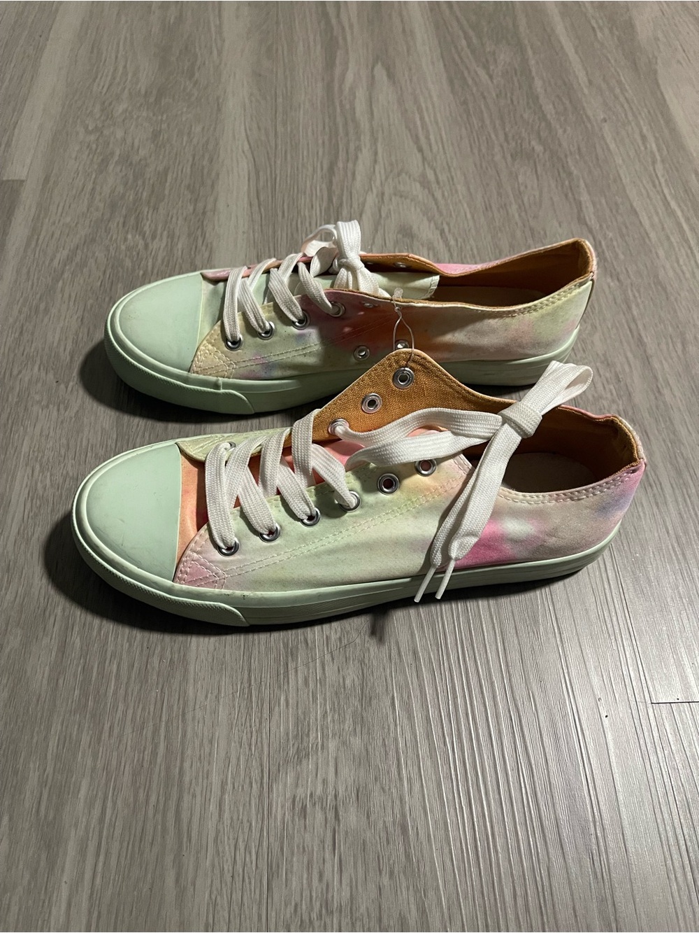 Tie-Dye Pastel Canvas Women's Sneakers - Picture 3 of 6